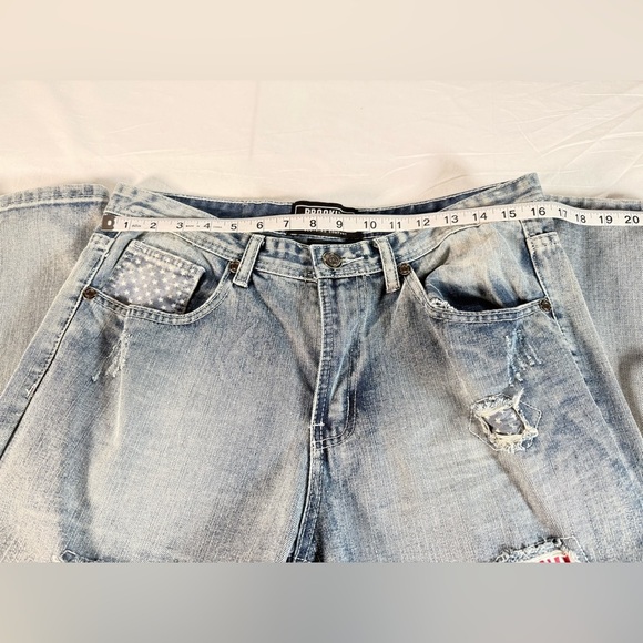 Brooklyn Express Men’s Distressed Jeans with American Flag Patchwork. NWOT 34x32 - Picture 2 of 6